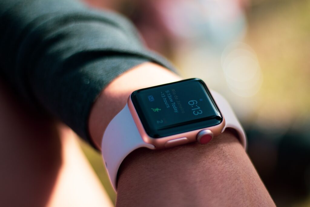 Smartwatch a cykl menstruacyjny. Co naprawdę mówią dane?